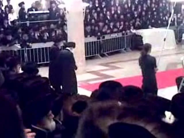 מצוה טאנץ כ&quot;ק אדמו&quot;ר מערלוי שליט&quot;א א&#039; חשון תש&quot;ע