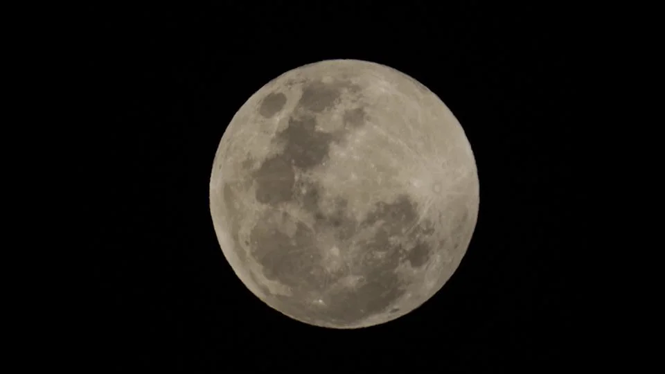 Moon Partial Eclipse June 4, 2012 on Vimeo