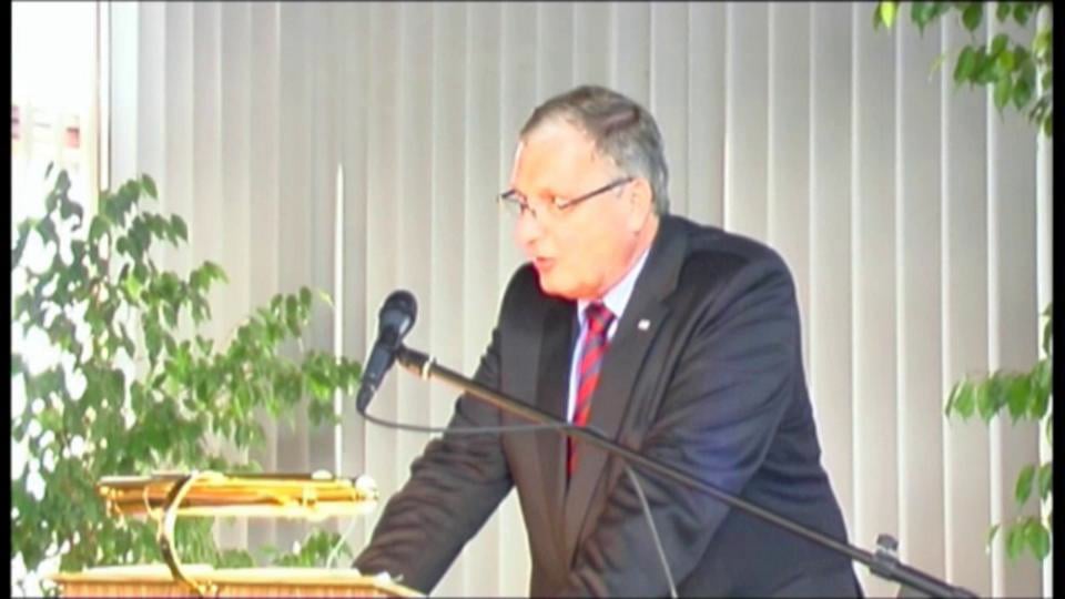 Verkehrsminister Dr. Peter Ramsauer beim BDB on Vimeo