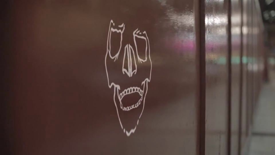 Killer On The Dancefloor feat Thiago Pethit Come Debbie (Official