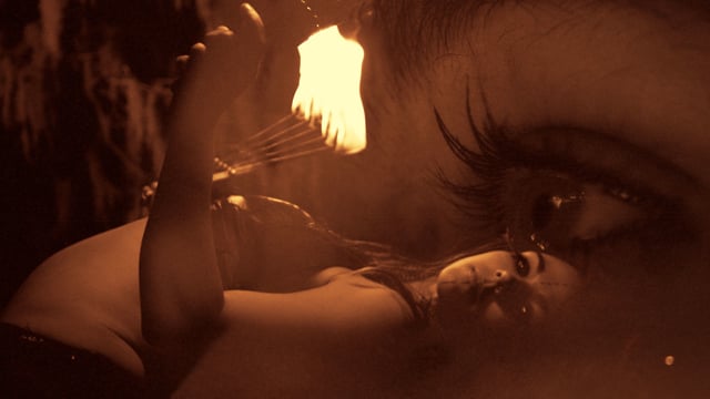 Addicted to love devant. Serge devant feat. Hadley певица addicted. Emma hewitt. Вика крутая убегу.