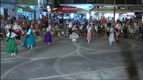 La farandola a la platja
