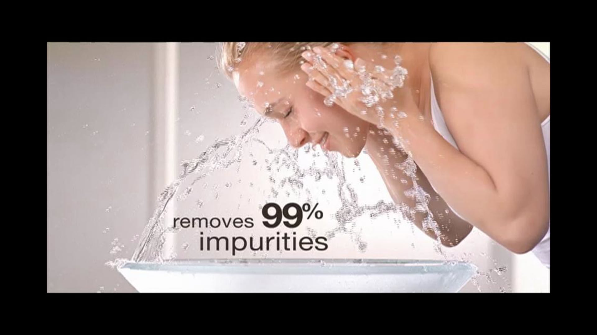Neutrogena - Hayden Panettiere - Deep Clean