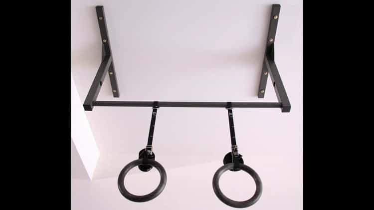 Hanging rings from pull up online bar