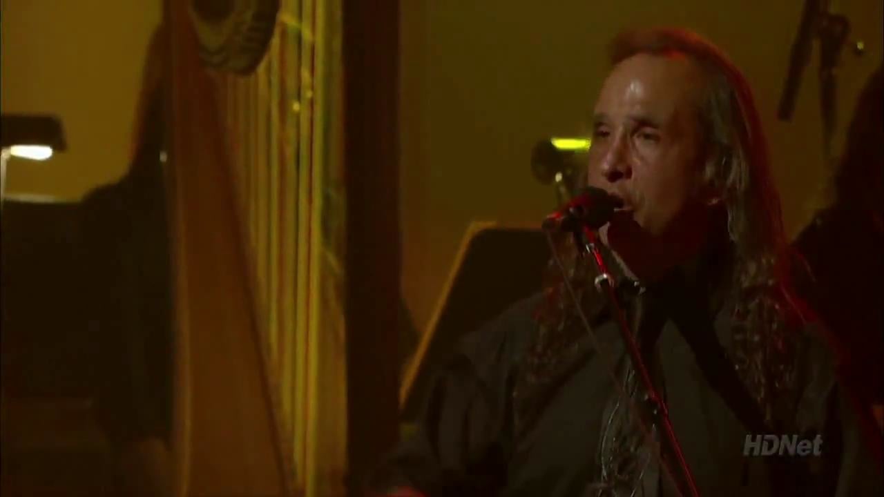Who Sings Carry on My Wayward Son: Rock Legend Revealed!