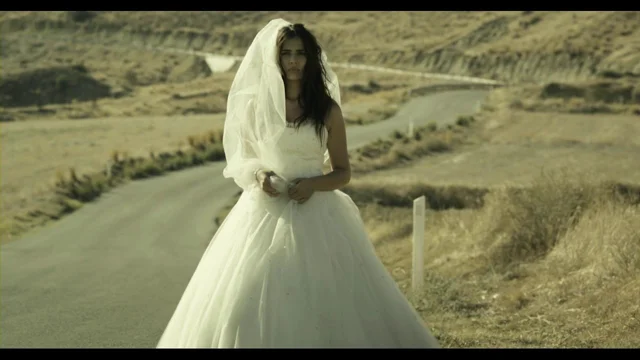 Runaway Bride, Trailer