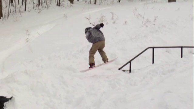 Louif Shot the moon – Broadband from Will Lavigne