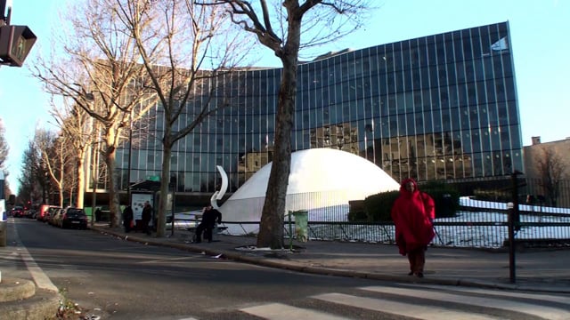 Oscar Niemeyer / Communist Party HQ