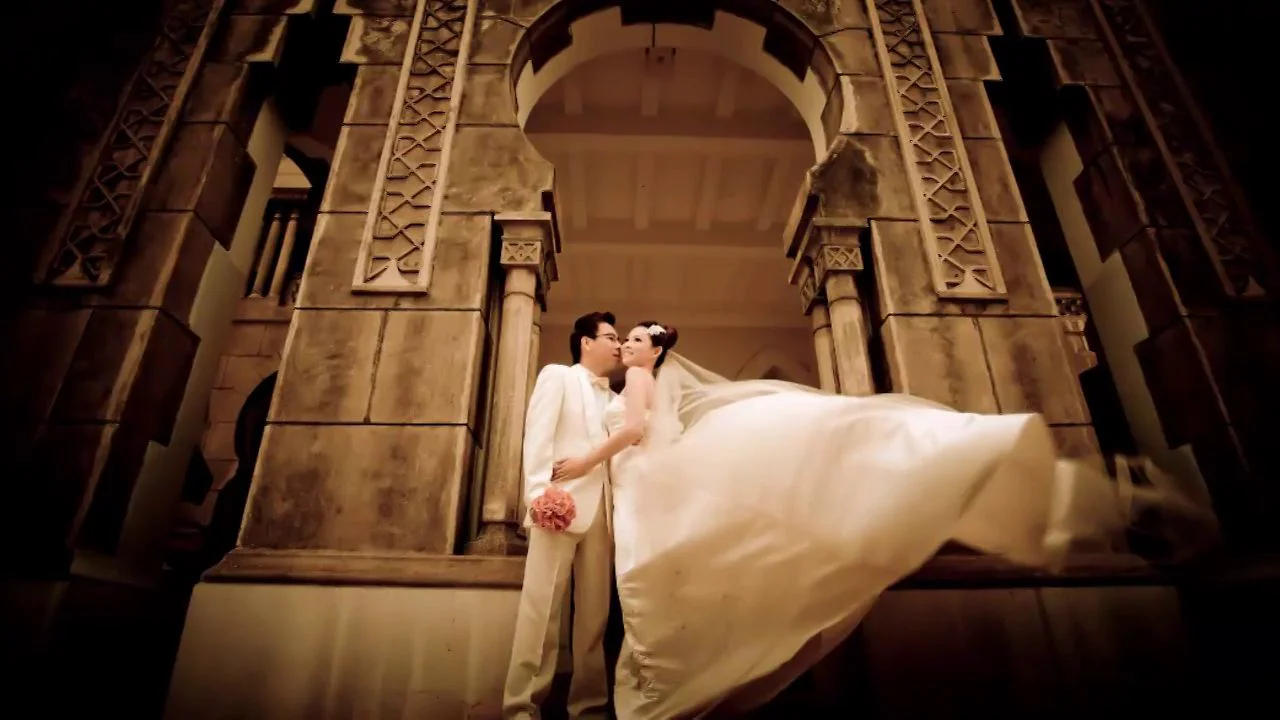 Horse Riding at Batu Ferringhi Beach: A Sunset Adventure, image size:1280x720