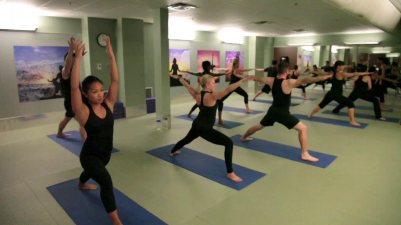 Hot Yoga at GoodLife Fitness on Vimeo