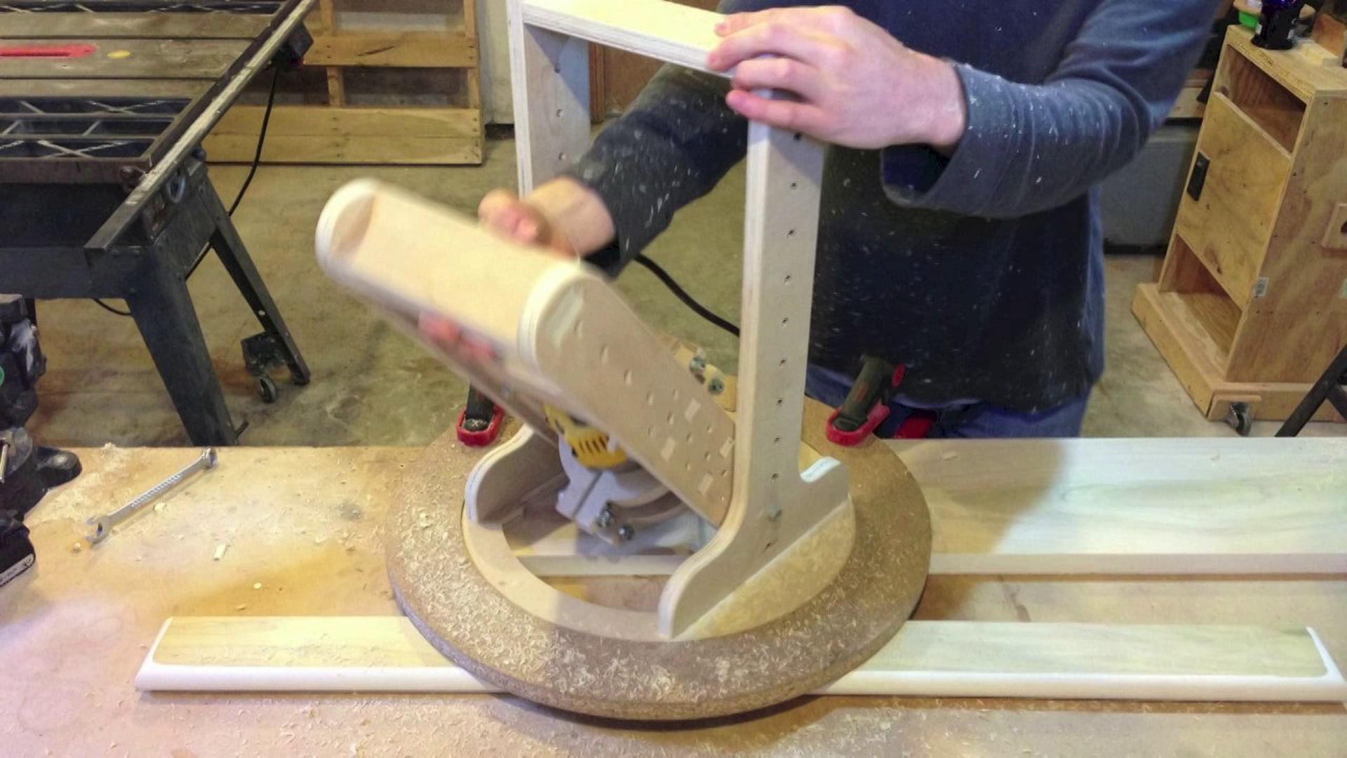 Radius Dish Router Jig