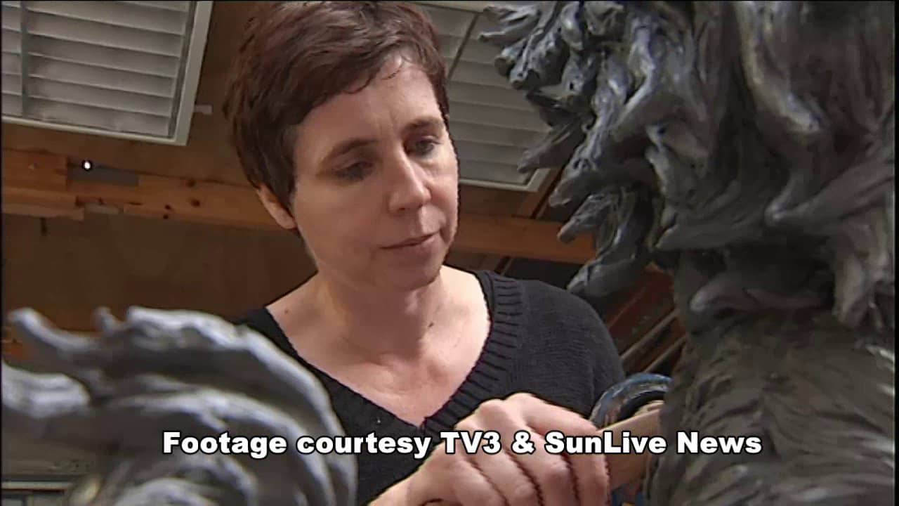 Hairy Maclary Sculptures Sculptor Brigitte Wuest on Vimeo