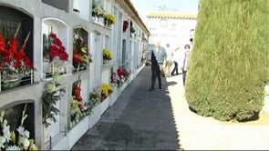 L'Escala recorda els seus difunts