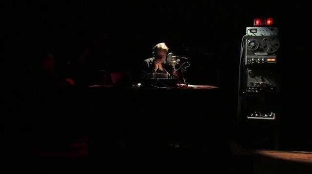 RADIO RIOT - guerra alla grande crisi on Vimeo