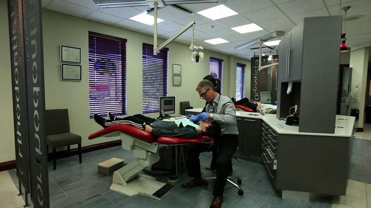 Orthodontiste Dr Daniel Tanguay on Vimeo