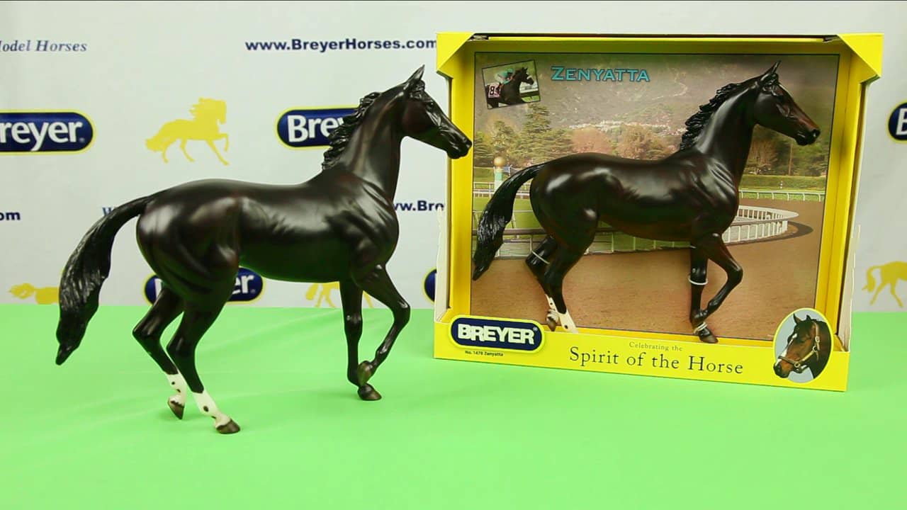Breyer Traditional Portrait Model of Zenyatta on Vimeo