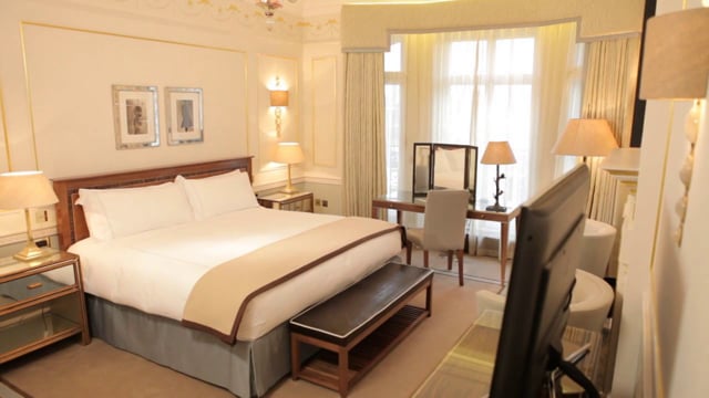 CLARIDGE'S - DAVID LINLEY SUITES