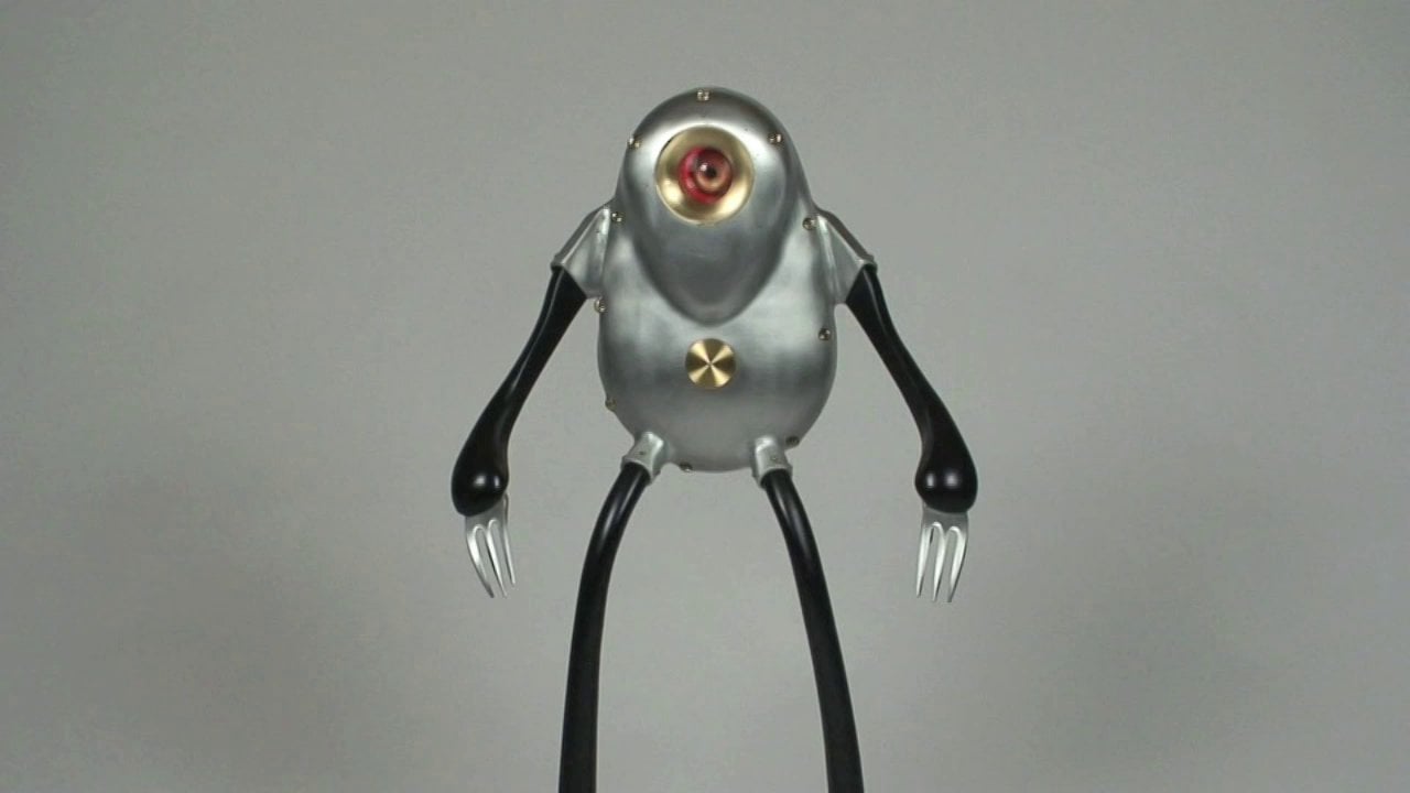 The Beholder in motion
