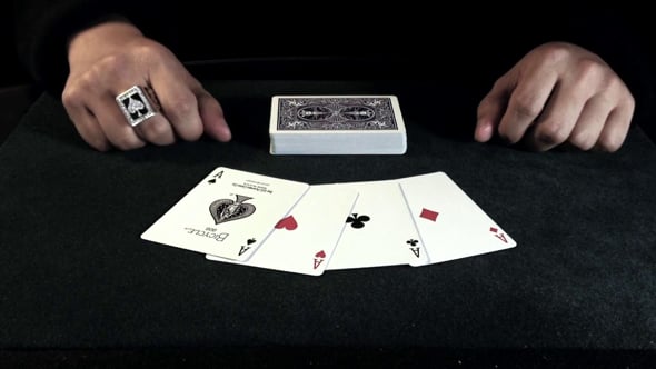 Проигравший карты должен. Карточная игра 21. Карты. Проиграл подругу в карты. Фразы про карты и жизнь.