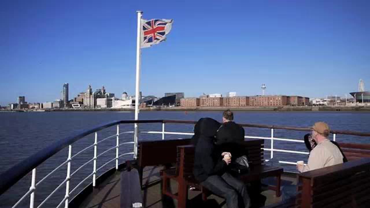 Liverpool Waterfront & City Landmarks