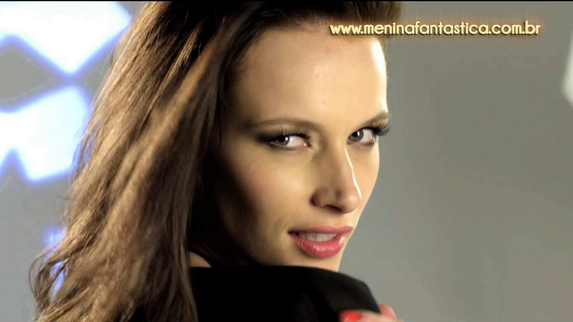 MENINA FANTÁSTICA 2012