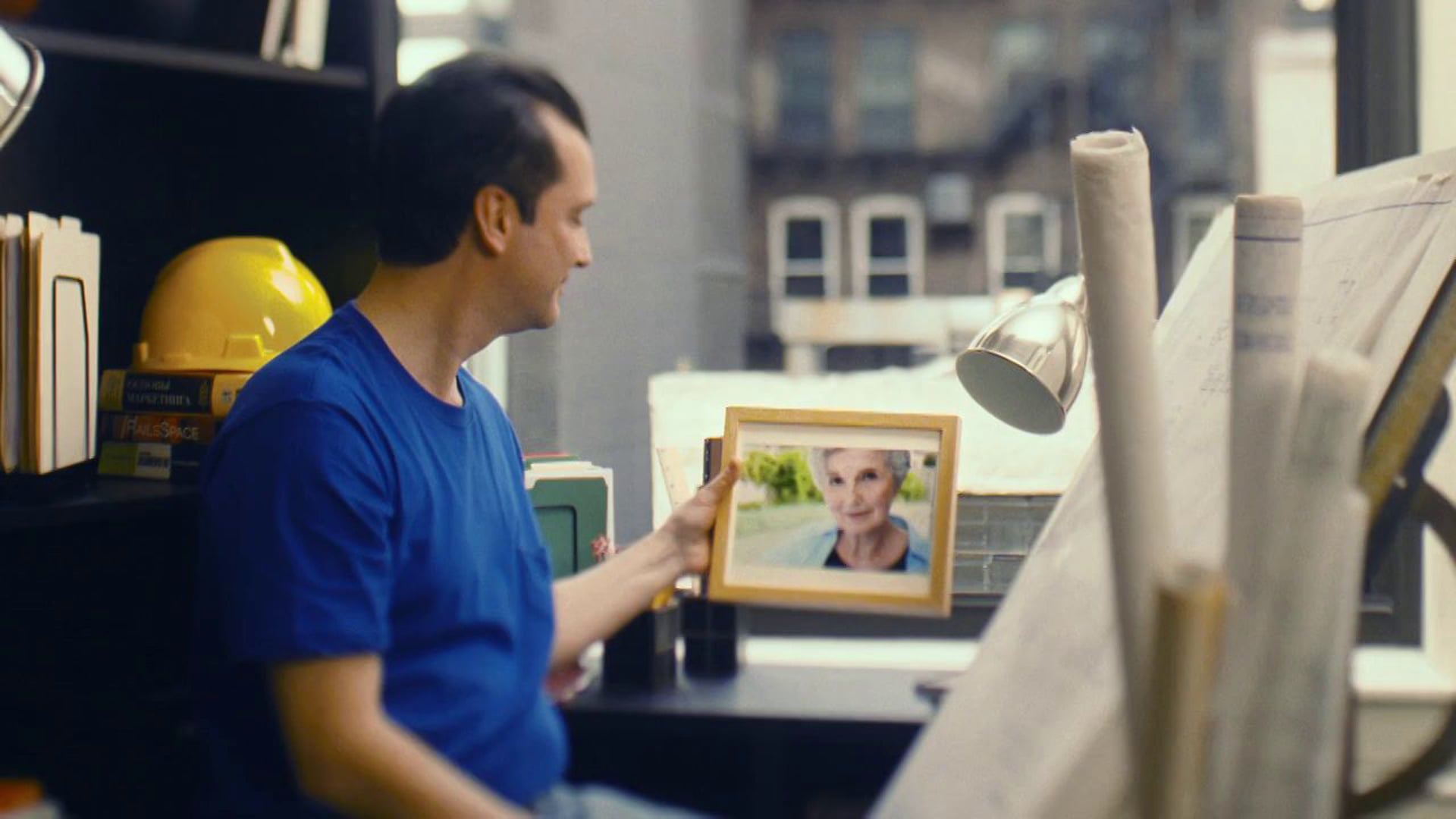 Center Light s35mm English