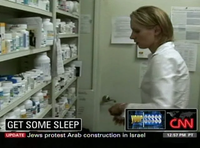 CNN Your $$$$ - Poppy Harlow visits Yelo Spa - 7/25/2009