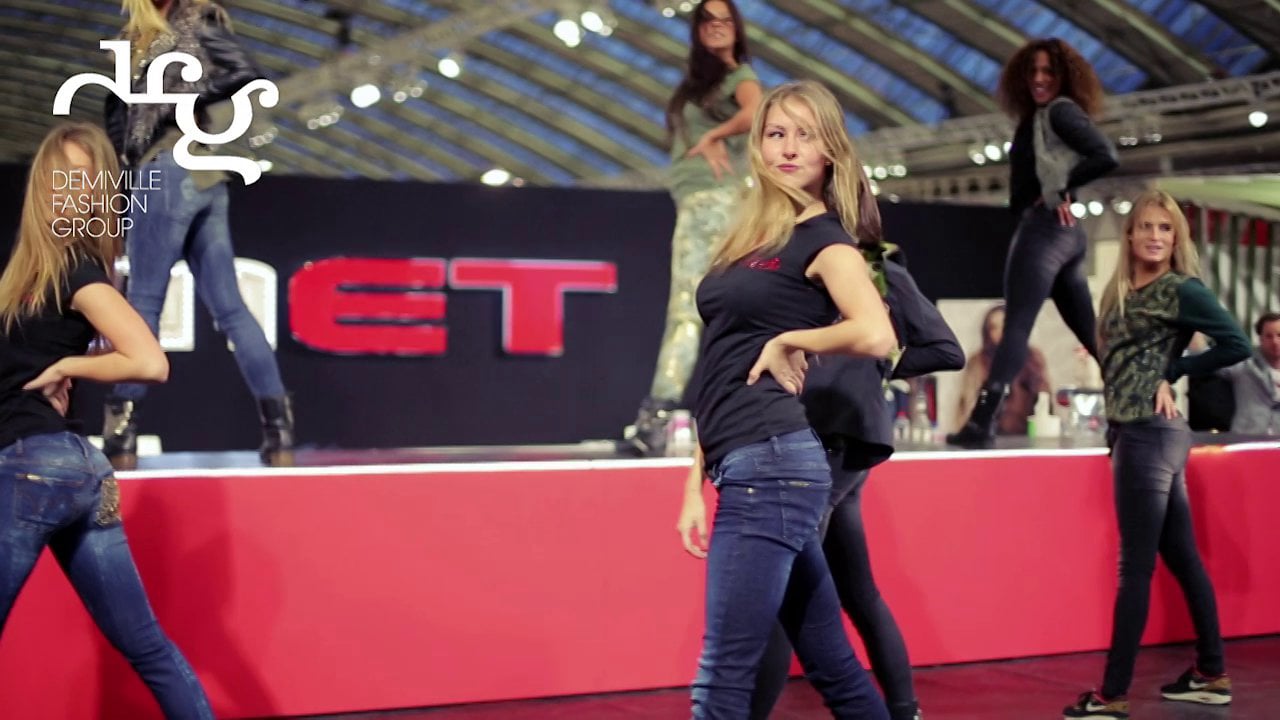 DFG METJEANS FASHIONSHOW 2013 on Vimeo