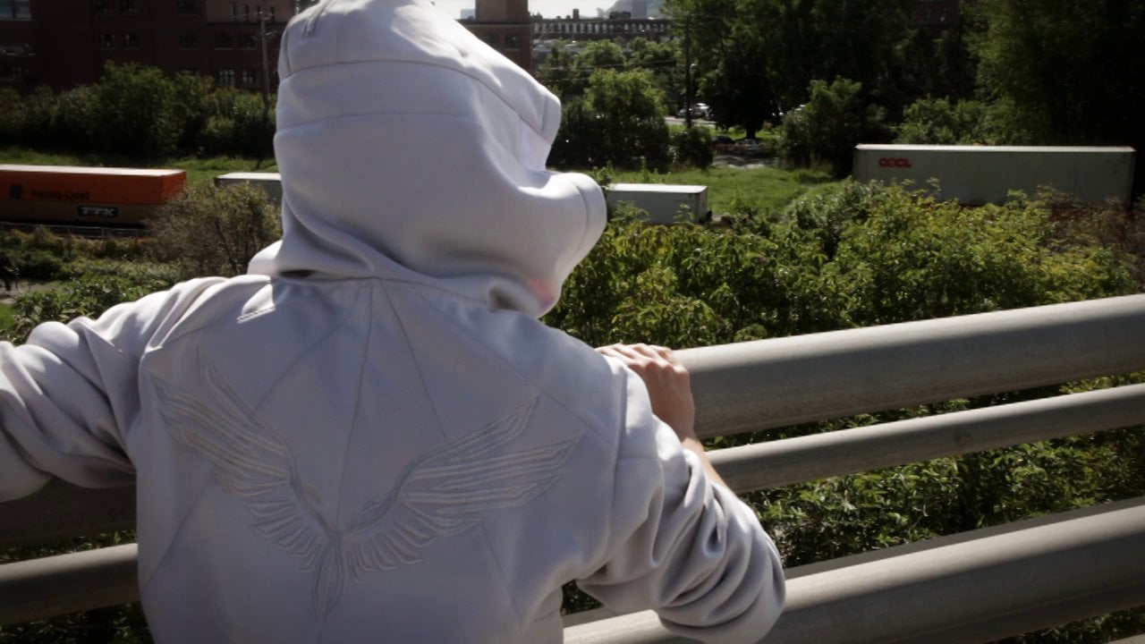 Ubiworkshop - Assassin's Hoodie Promo 1
