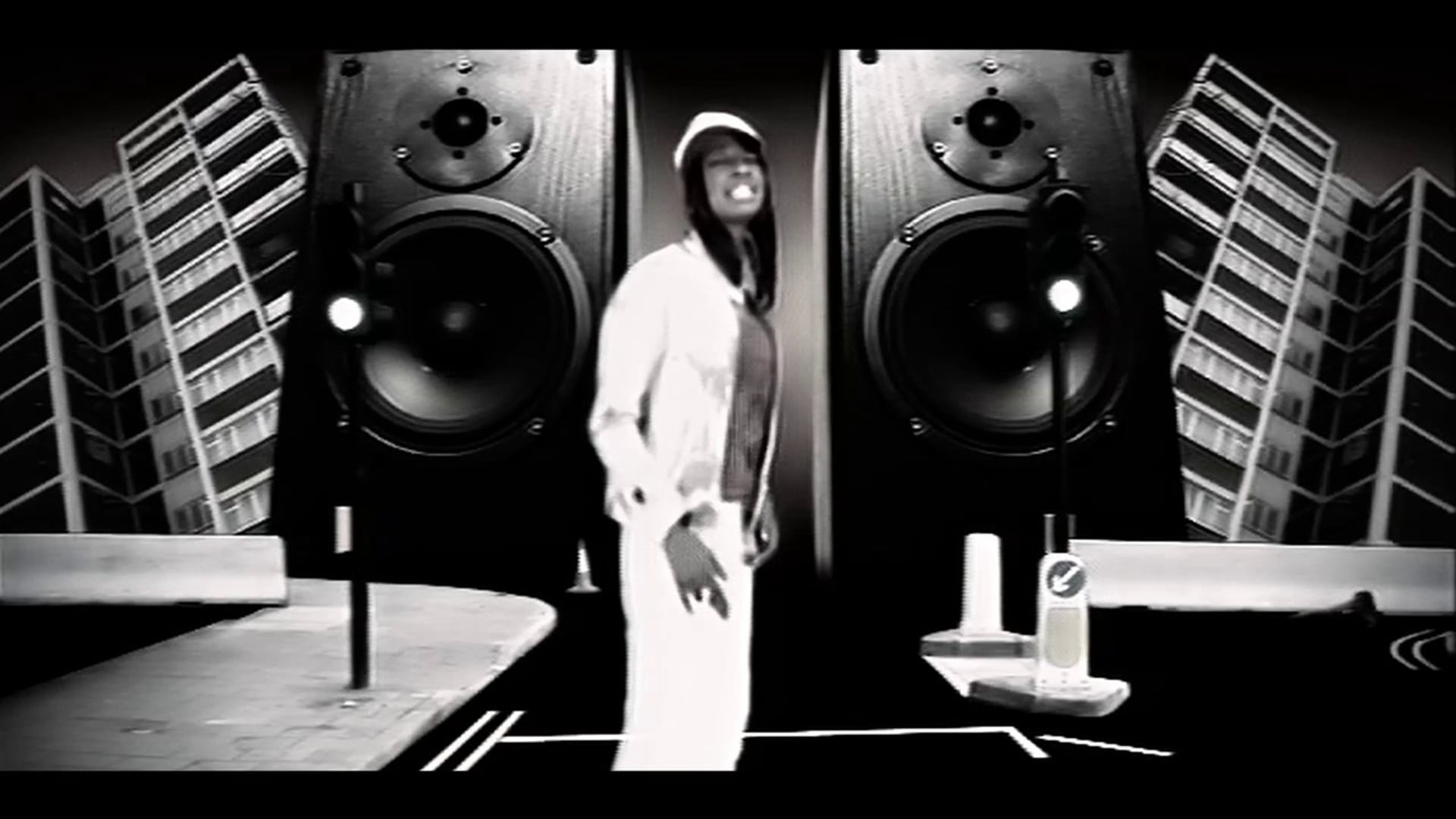 MC Shystie "Step Bac"