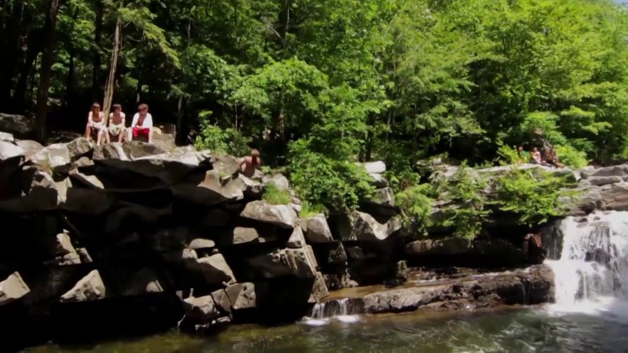 Vermont Cliff Jumping Bartlett Falls on Vimeo