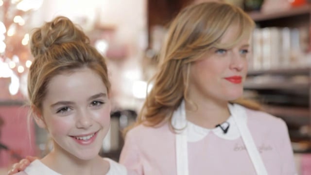 BabyCakes NYC: Kiernan Shipka Makes Some Waffles!