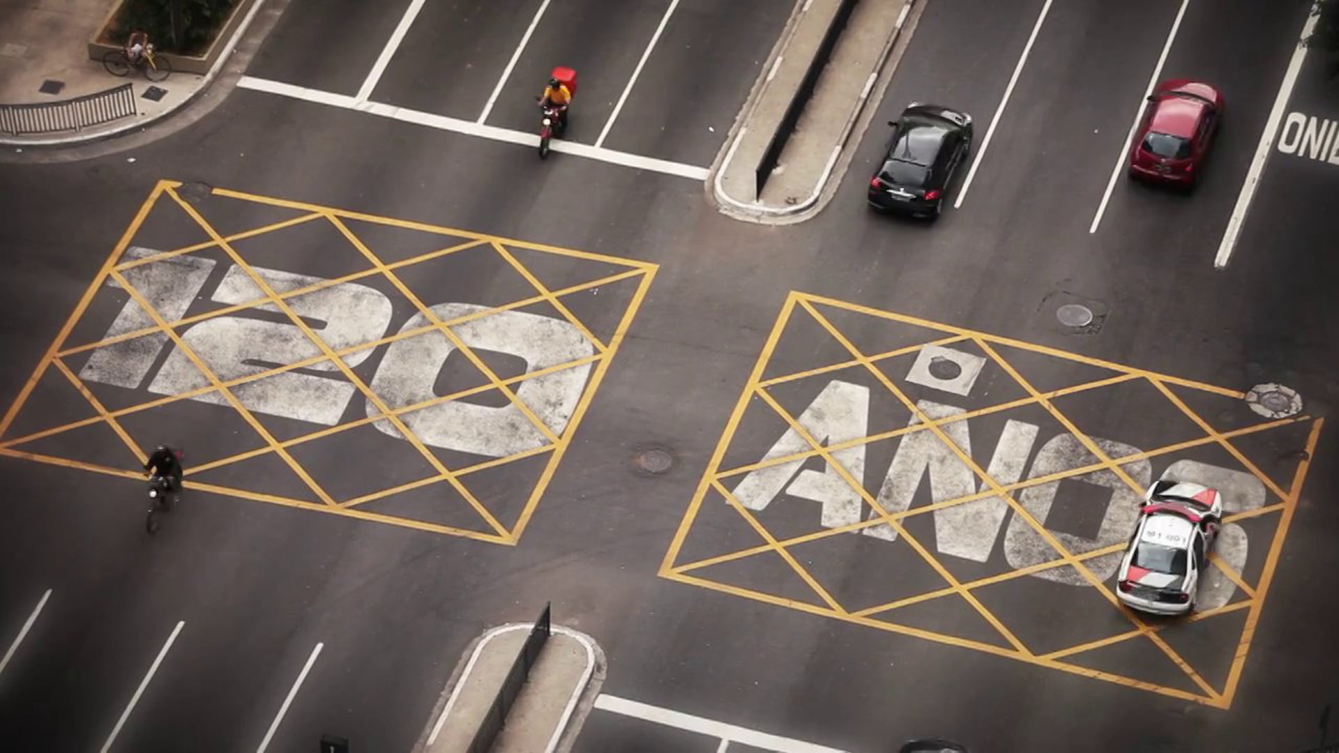 Avenida Paulista 120 anos