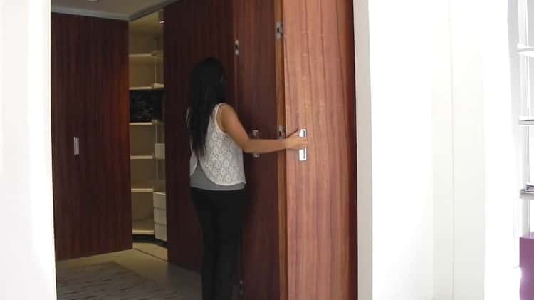 TAURO MD: Sistema oculto para puertas plegables de madera on Vimeo