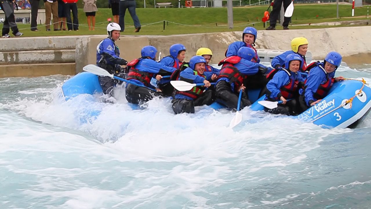 White Water Rafting Capsize - Lee Valley on Vimeo