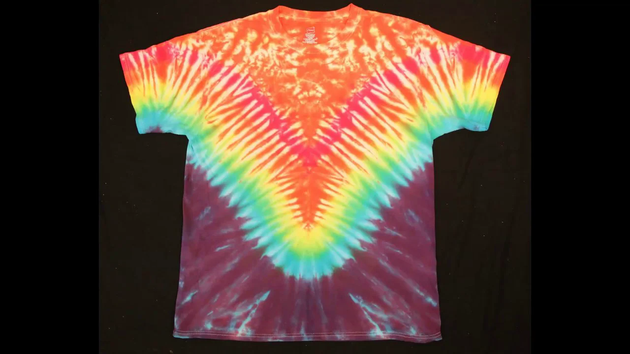 Tie Dye Symmetrical Rainbow with Crumpled Collar on Vimeo