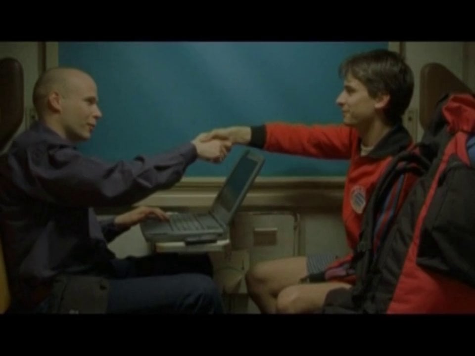 ON A TRAIN // Vonaton (2004)
