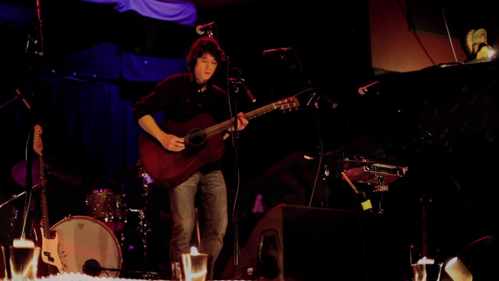 Keep Running/ She's the Moon