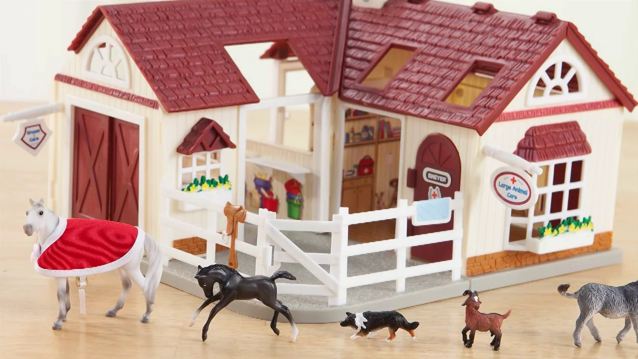 Breyer horse store vet clinic