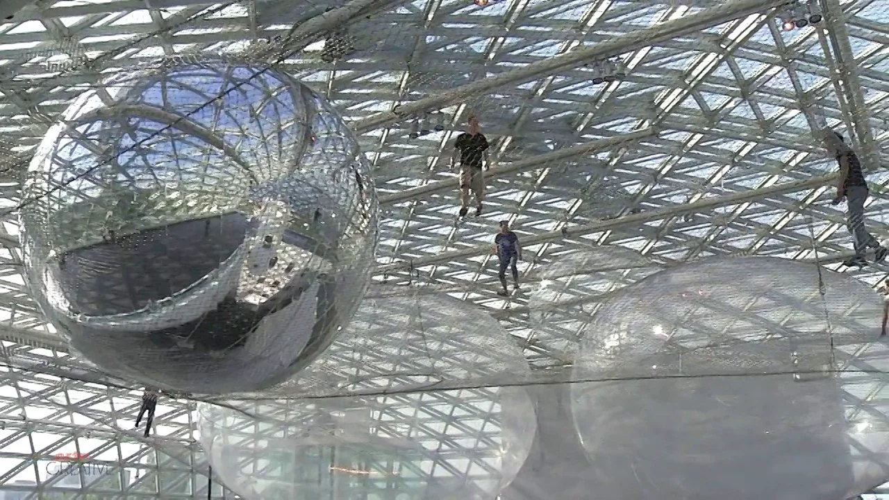 TOMÁS SARACENO - IN ORBIT / KUNSTSAMMLUNG NRW