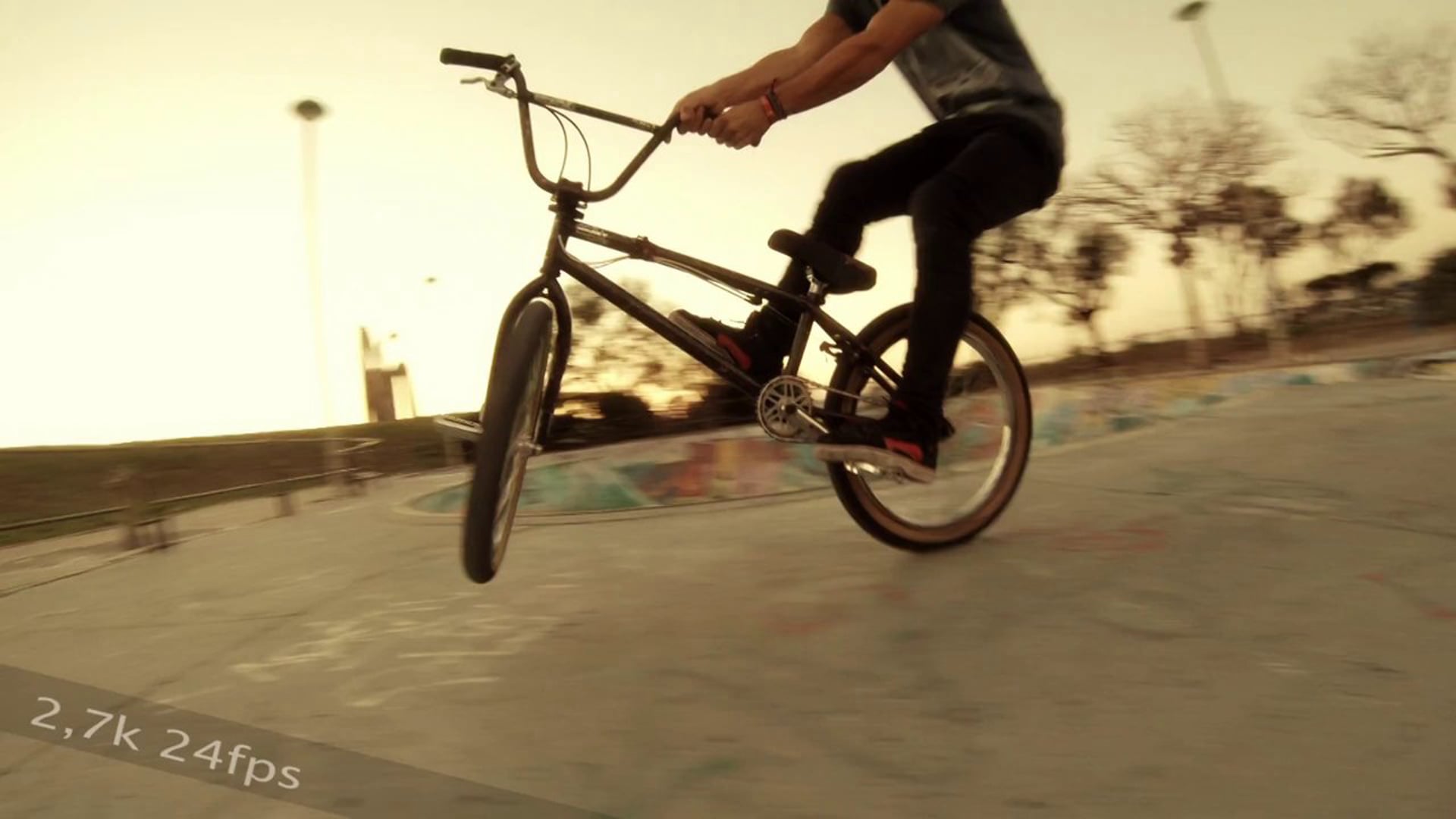 Footage New GoPro® 3 - Black Edition - BMX Session Multiformat Bowl Marseille FRA