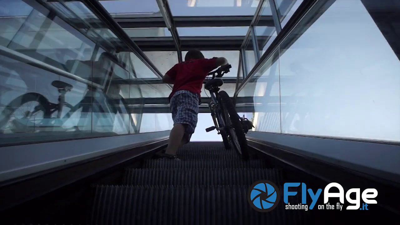 Test of New Fly Age  MuvI (hacked movi)