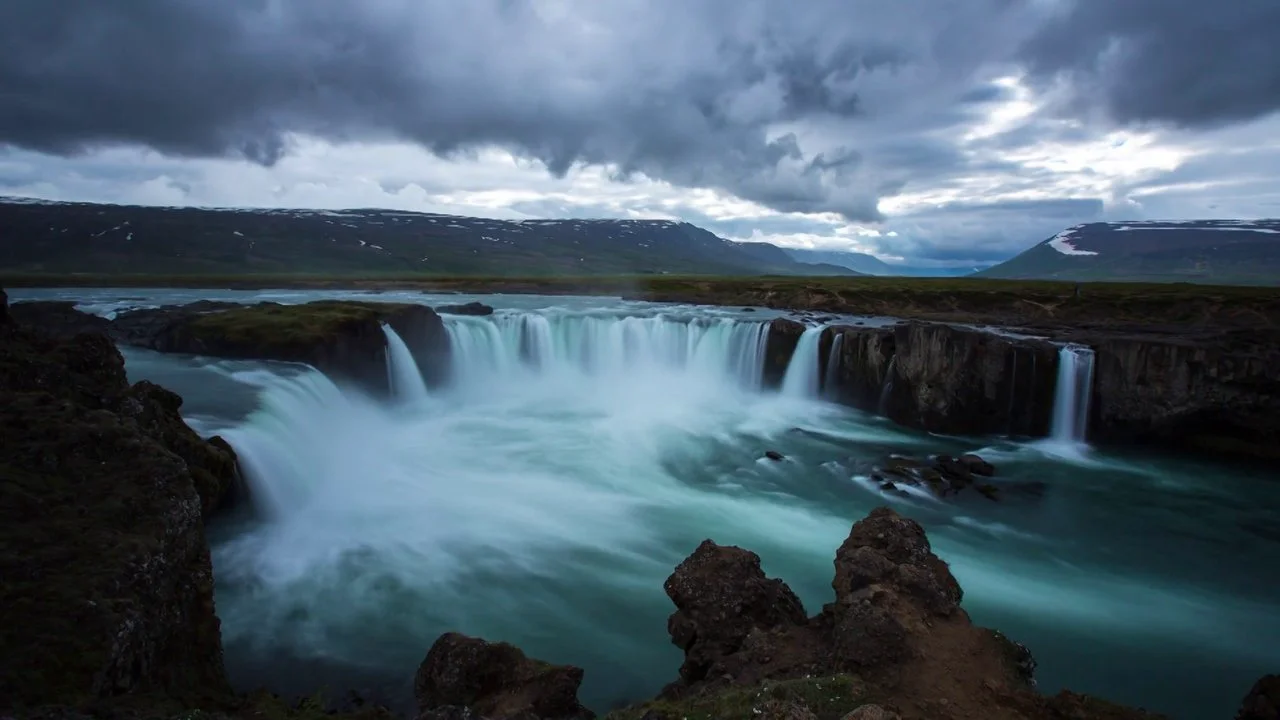 Экспедиция исландия. Магическая Исландия. Волшебная Исландия. Исландия видео. Midnight Sun nature.