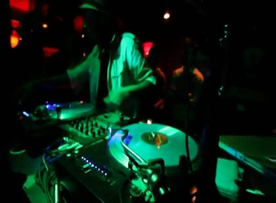 DJ RISK ONE @ TASTY APRIL 13, 2010 on Vimeo