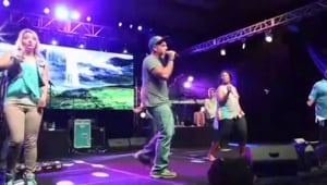 Rob Raps with Mandisa