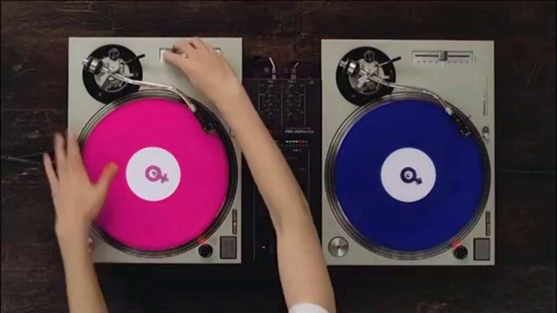 Best Sync TV Advertising: Durex 'Vinyl'