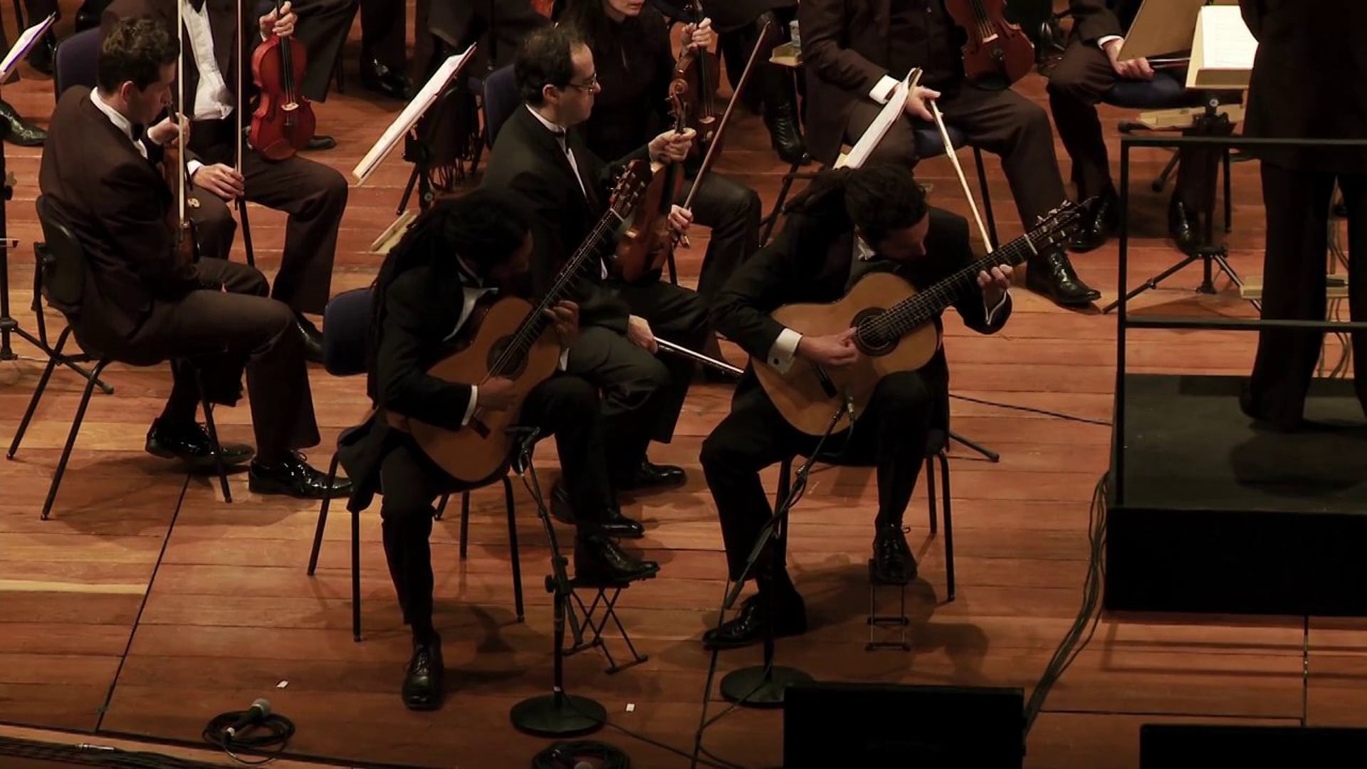 44º Festival de Campos do Jordão | Brasil Guitar Duo | Orquestra Jazz Sinfônica