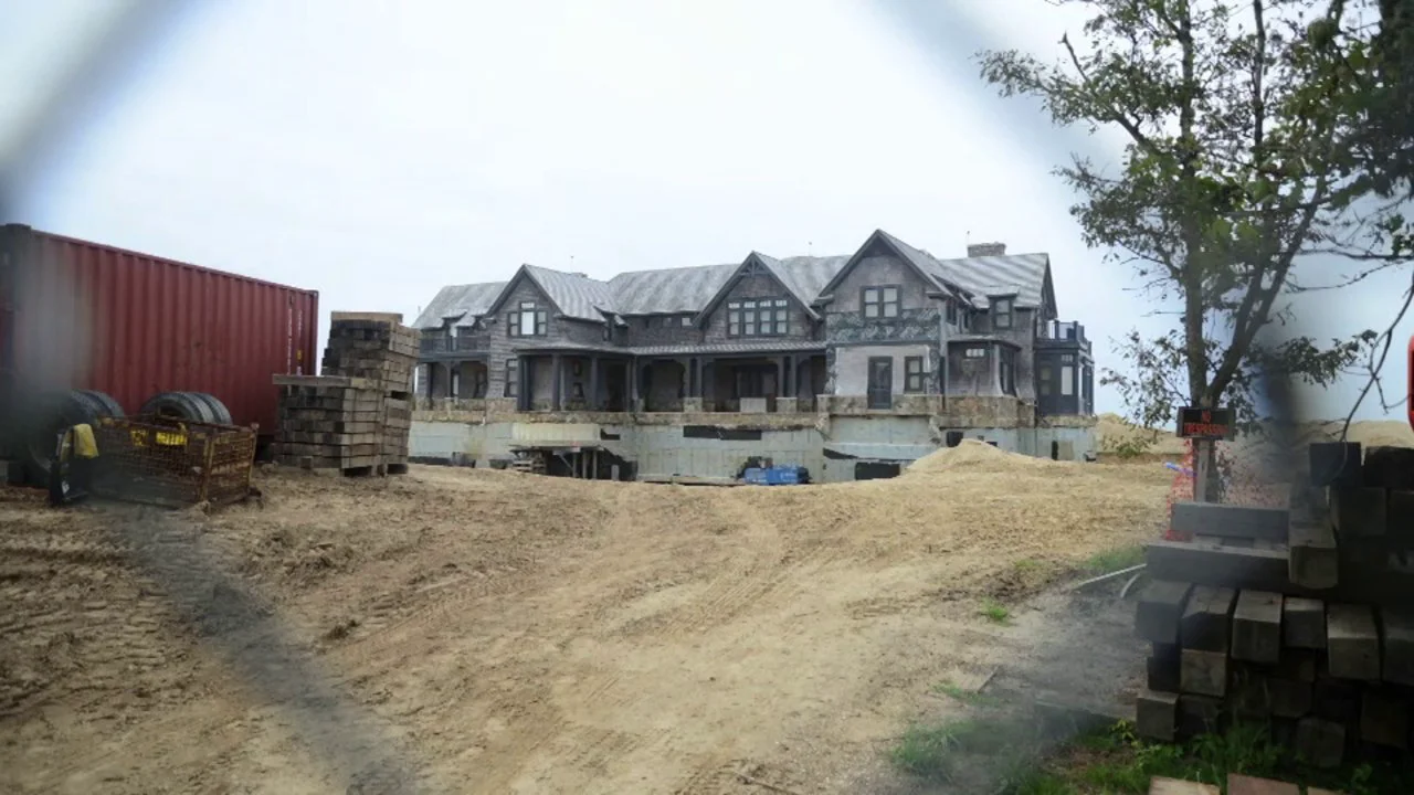 Schifter House on the Move on Vimeo