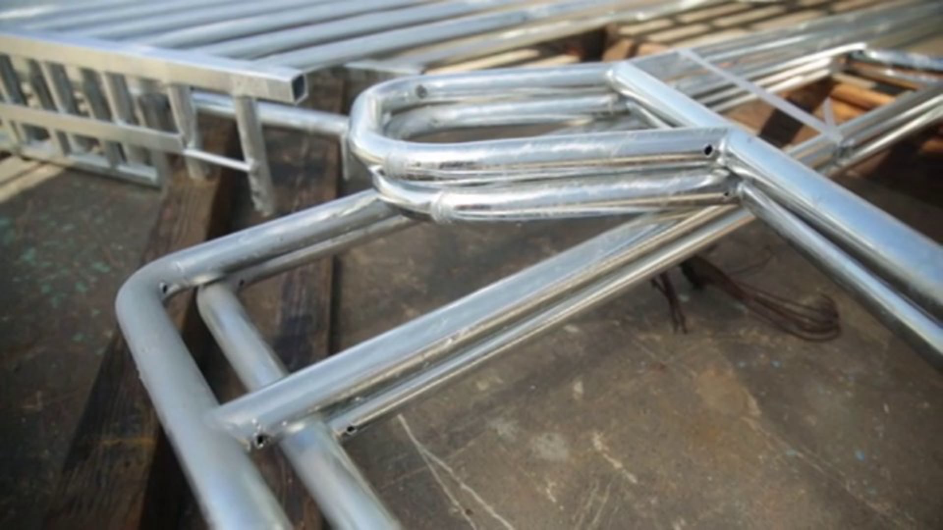 Handrail Venting