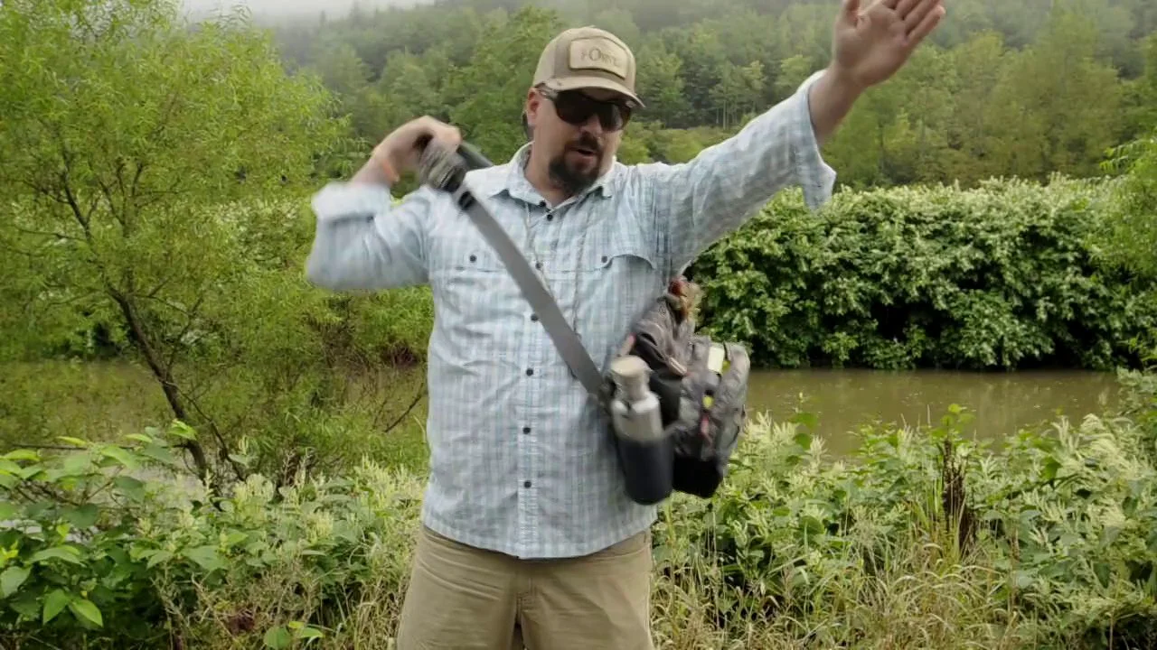 The Proper Way to Wear a Fly Fishing Sling Pack on Vimeo